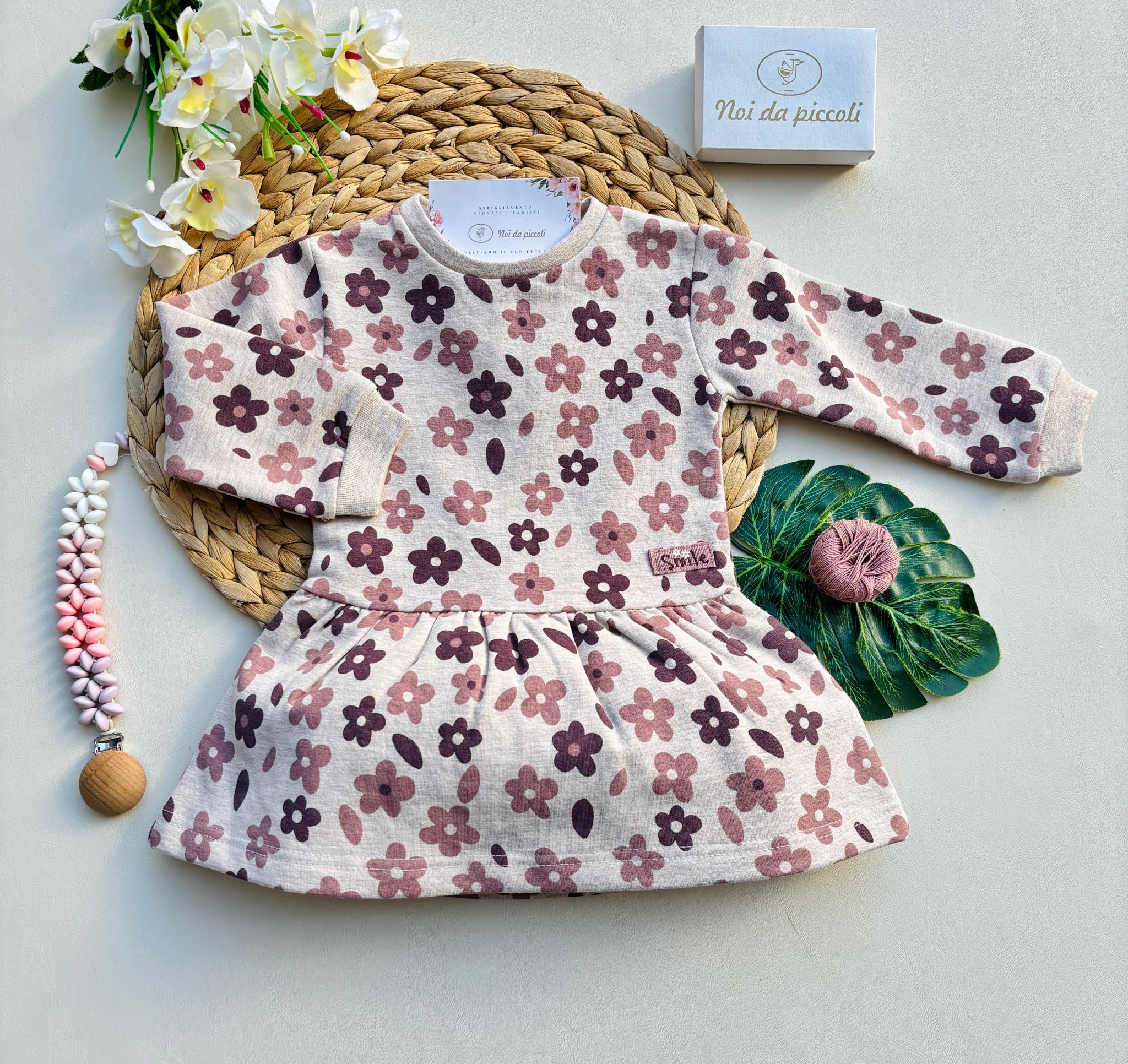 VESTINA IN CALDO COTONE CON FIORELLINI BEIGE E ROSA - Noi da piccoli