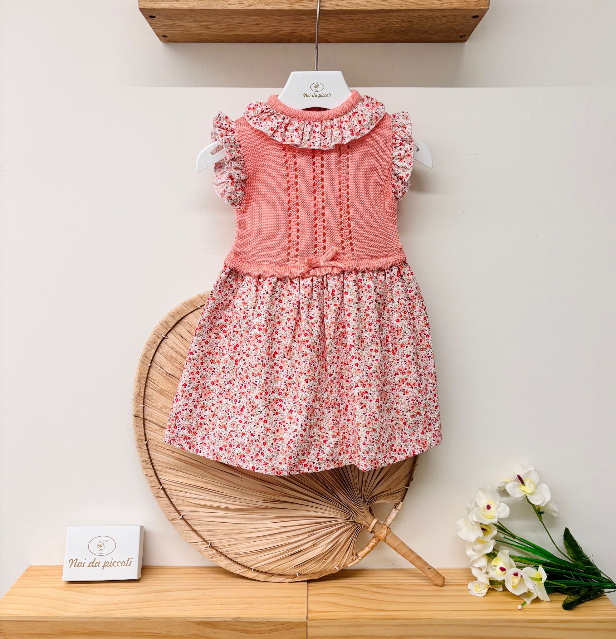 VESTINA IN COTONE CON FIORELLINI CORALLO - Noi da piccoli