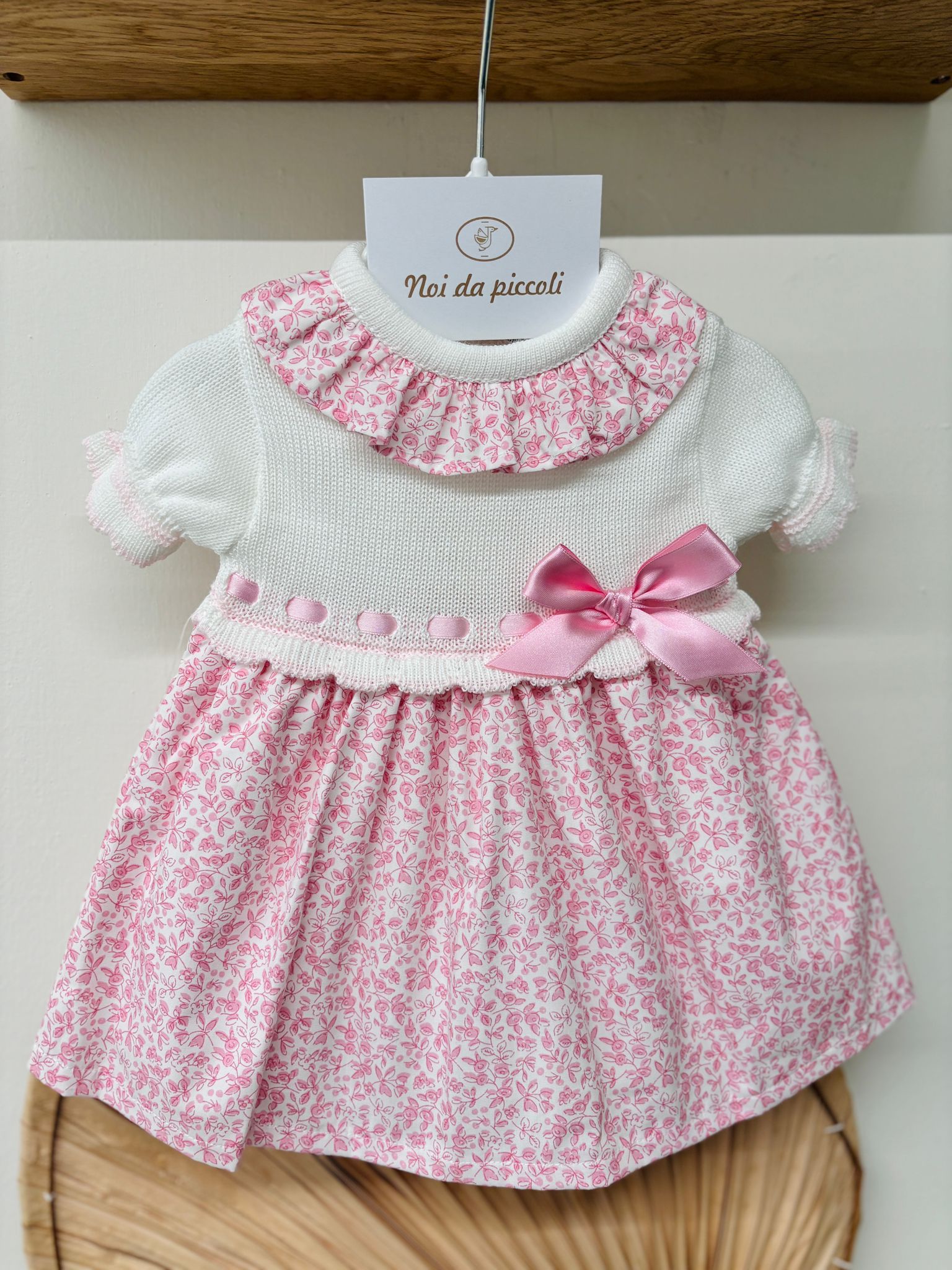 VESTINA IN COTONE CON FOGLIOLINE ROSA - Noi da piccoli