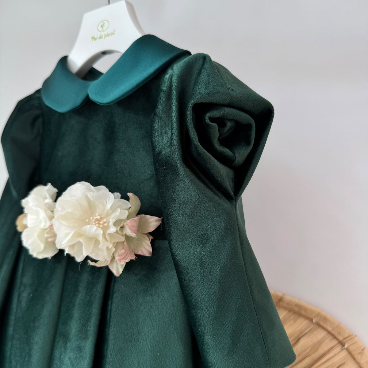 Vestito Cerimoniale Velluto con Fiori Verde Isabel - Noi da piccoli