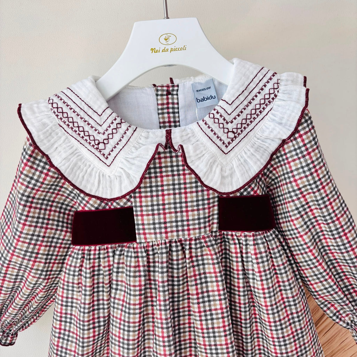 vestito IN COTONE CALDO BORDEAUX con colletto ricamato - Noi da piccoli