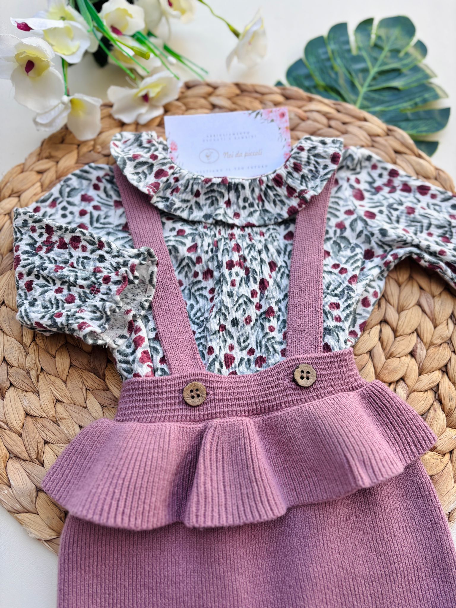 COMPLETO 3 PZ IN FILO CON FIORELLINI  MAGENTA