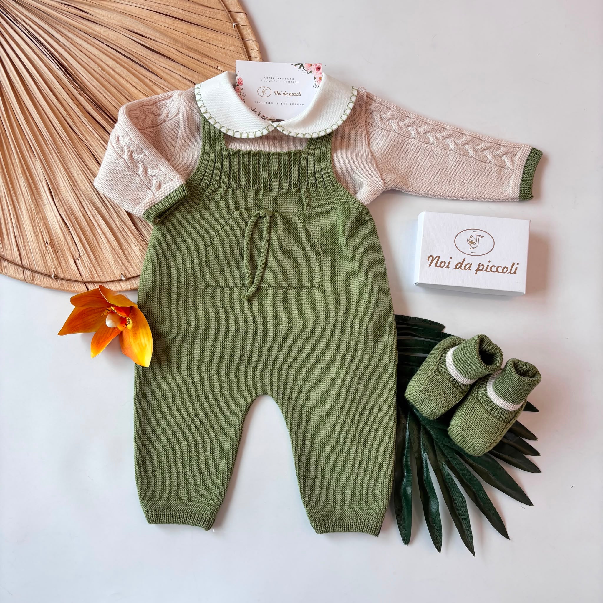 SALOPETTE CON BABBUCCE 100% LANA VERDE