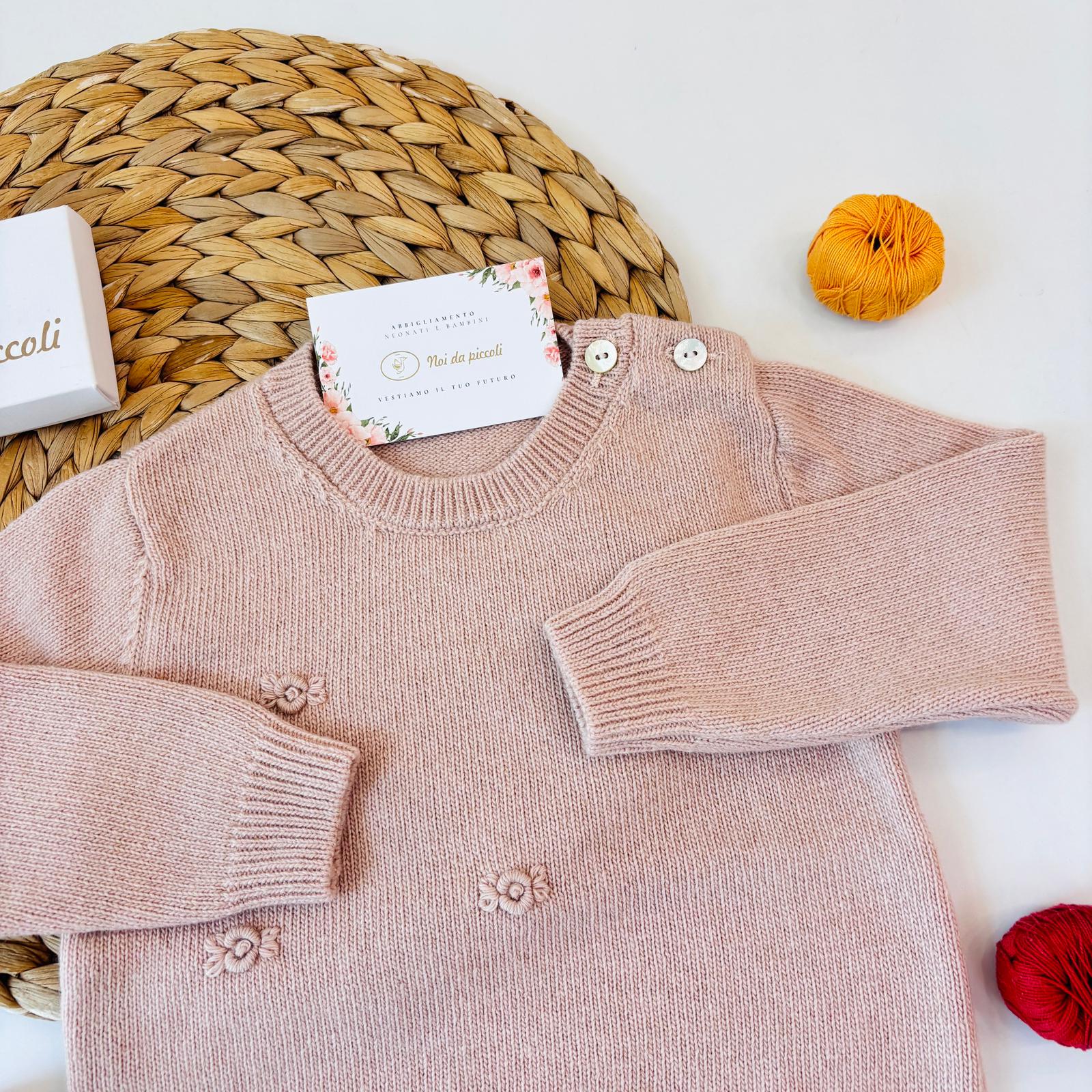 MAGLIONE IN MISTO CACHEMIRE ROSA CON FIORELLINI RICAMATI
