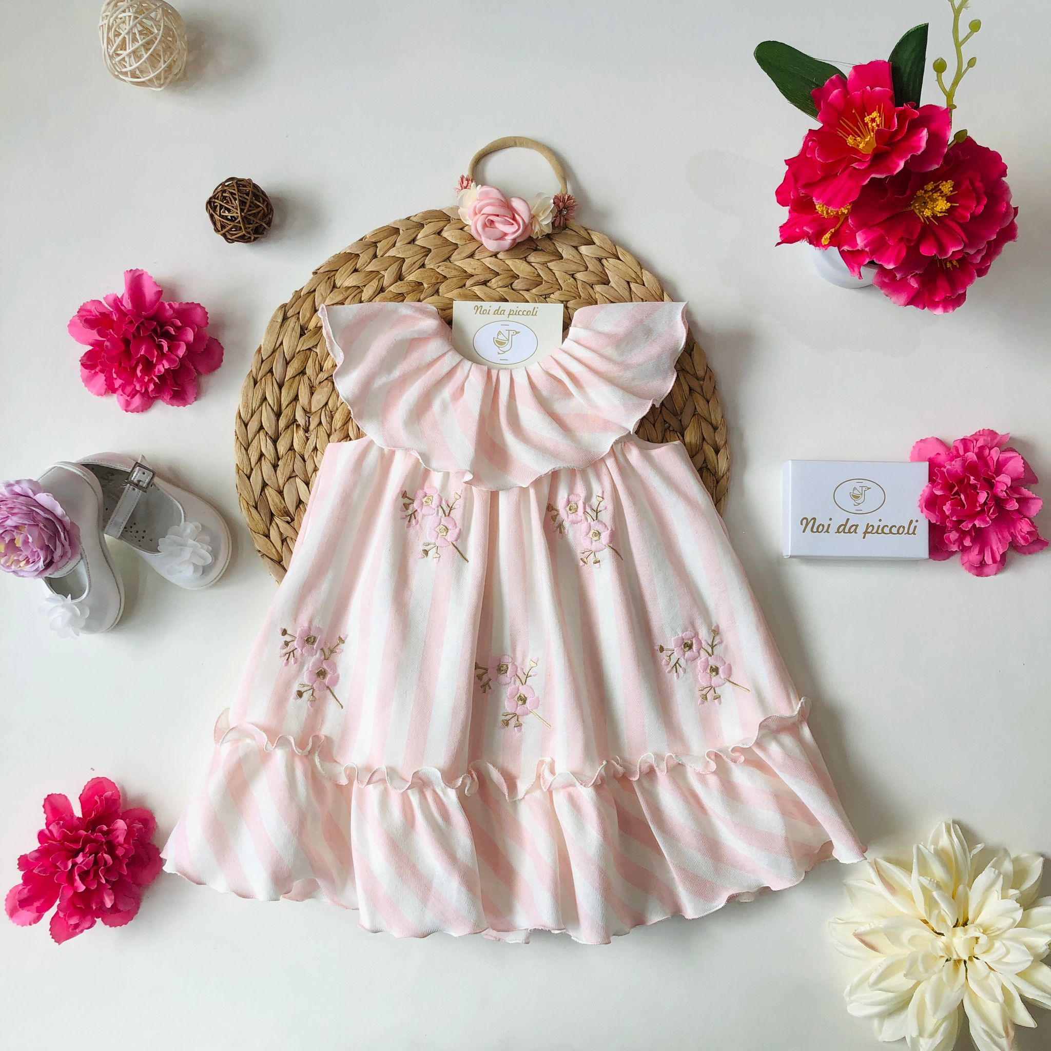 ELEGANT LINEN DRESS WITH LITTLE PINK AND CREAM FLOWERS