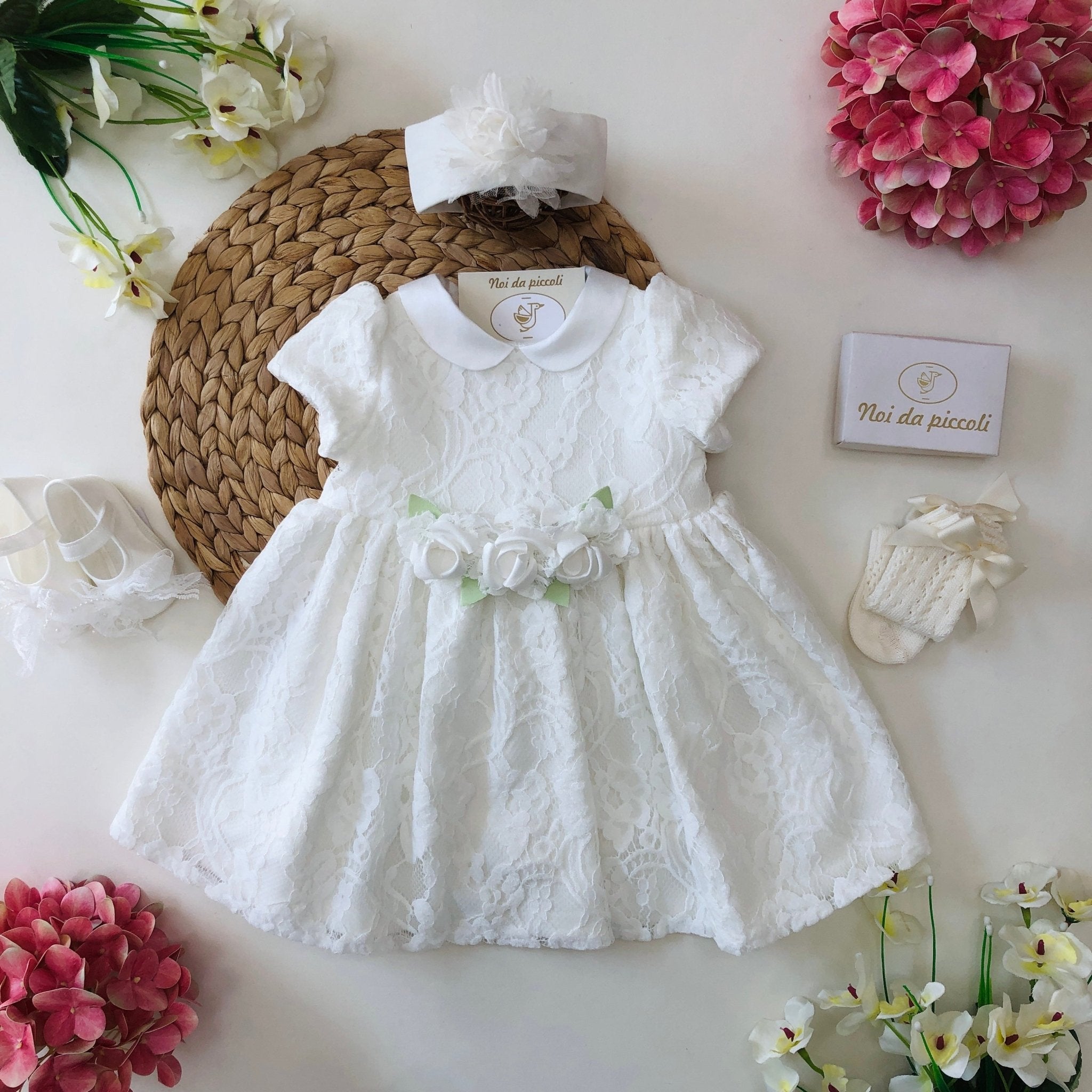 CREAM LACE DRESS WITH FLOWERS