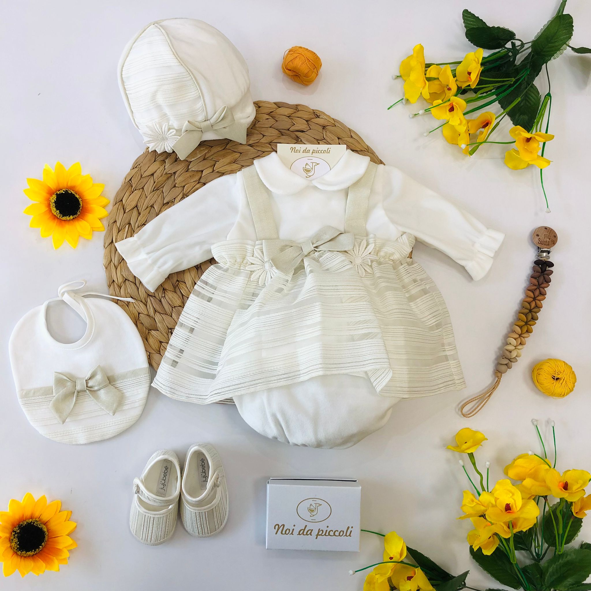 MINIABITO CON CULOTTE IN CINIGLIA FLOWERS CHAMPAGNE - Noi da piccoli