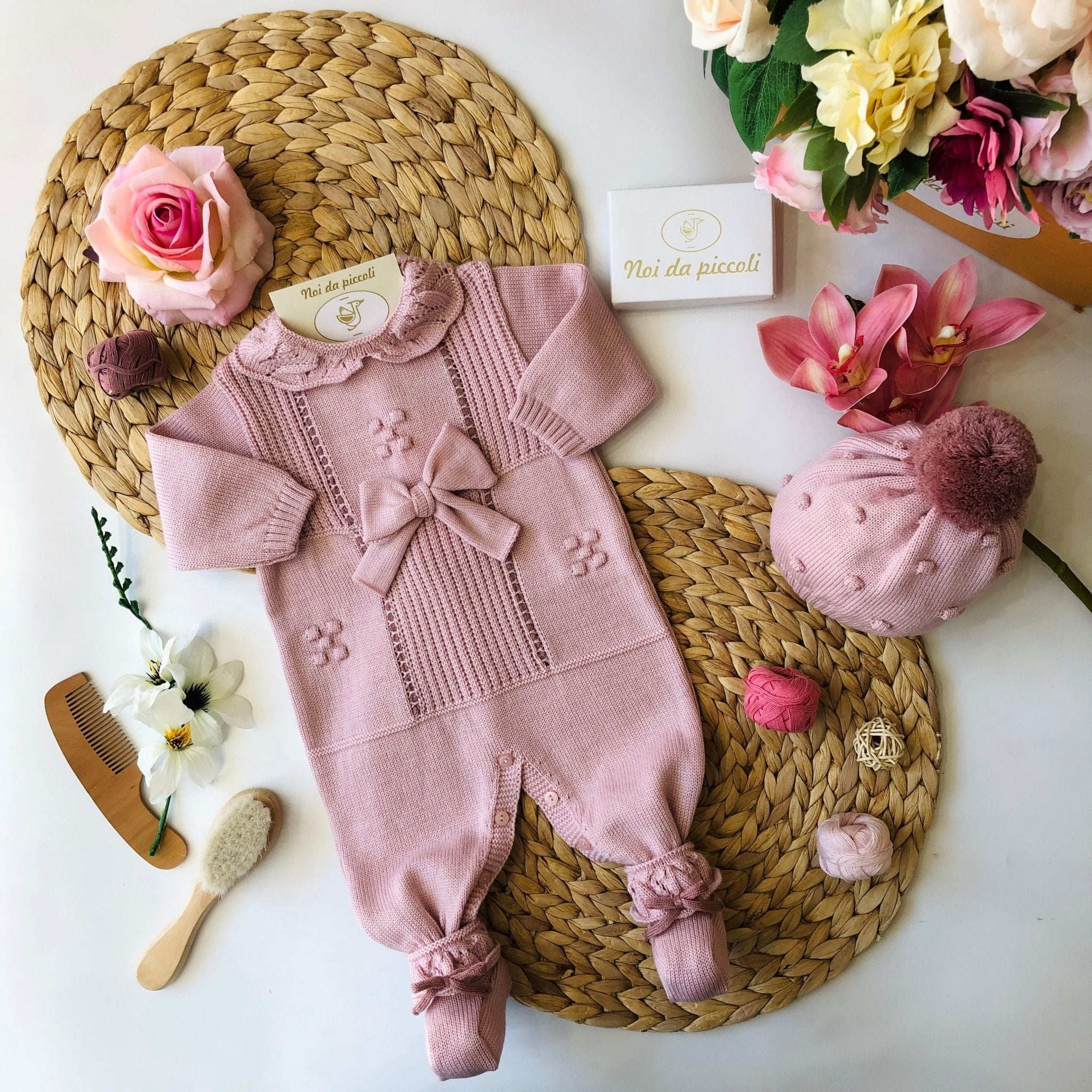 TUTINA CON SET PARURE 100% LANA ROSA MARSALA MELOGRANO - Noi da piccoli