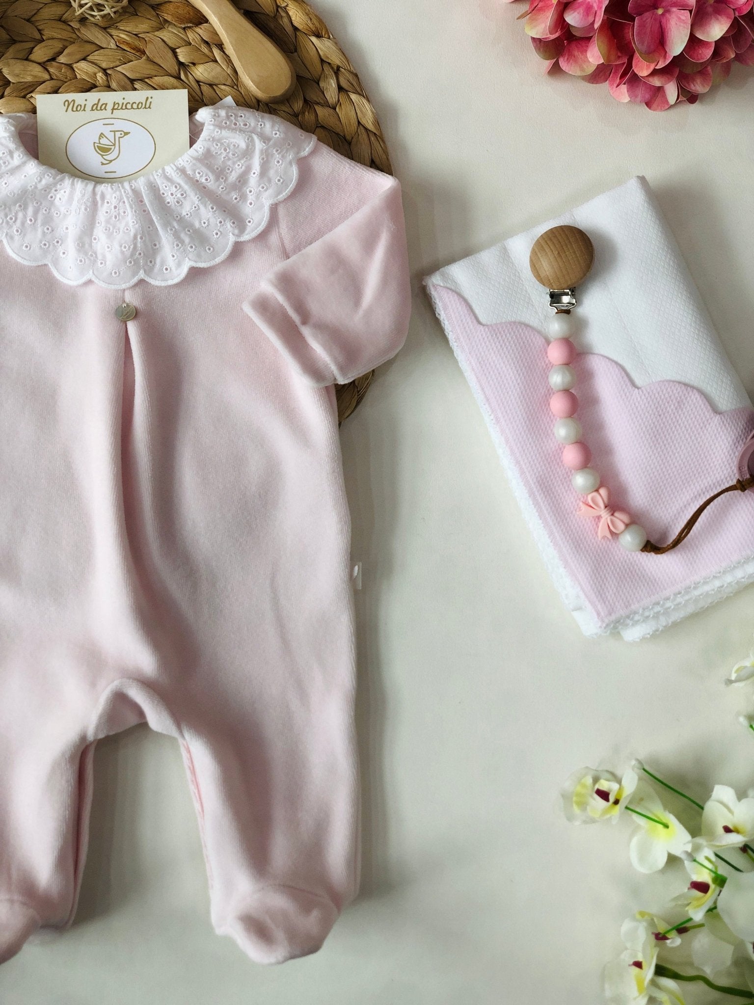 TUTINA IN CINIGLIA ROSA CON COLLETTO BIANCO PIZZO - Noi da piccoli